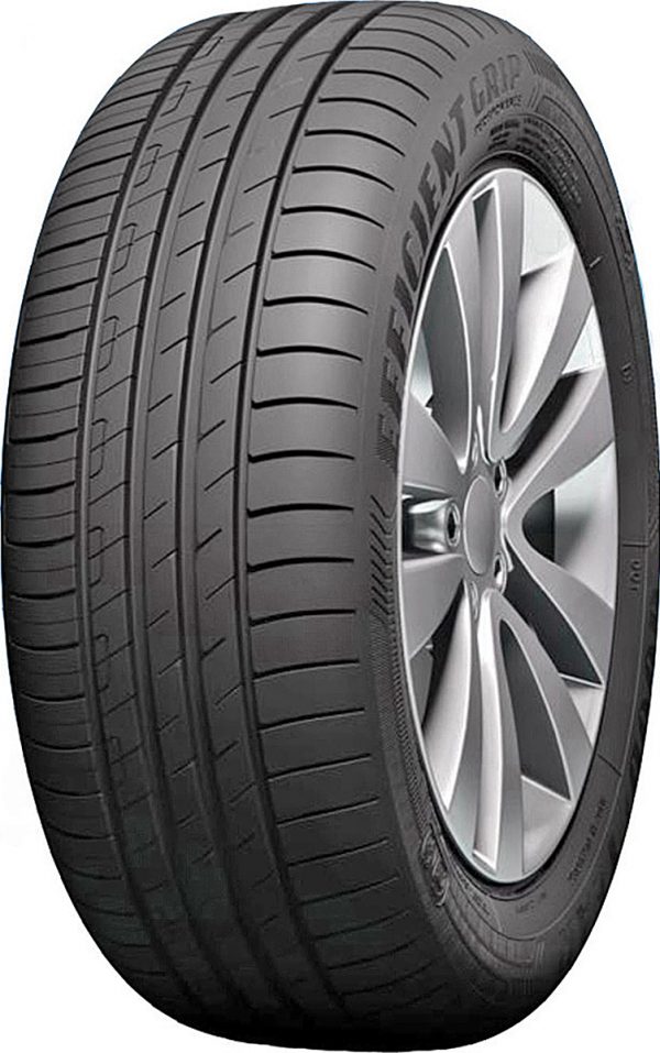215/45/R17 Goodyear EfficientGrip Performance Tyre